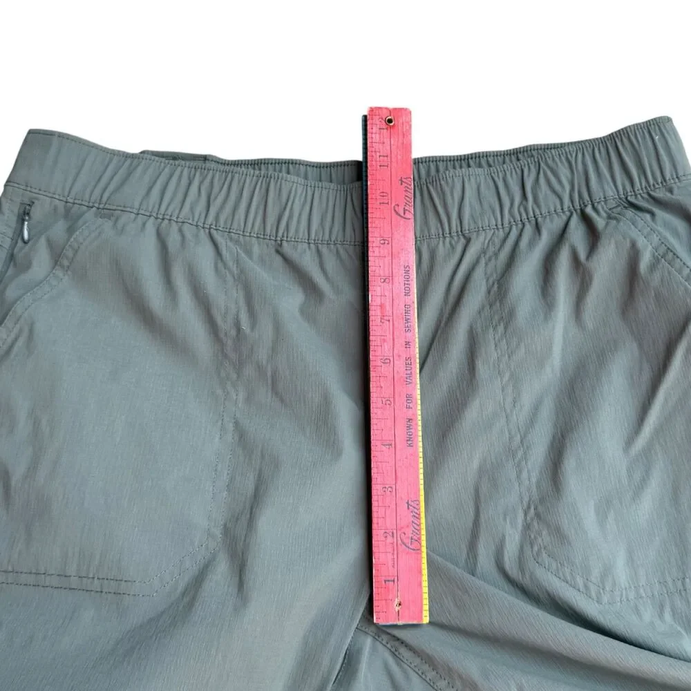 Eddie Bauer First Ascent Women’s Hiking Shorts Green Size 12 Outdoor Hiking EUC